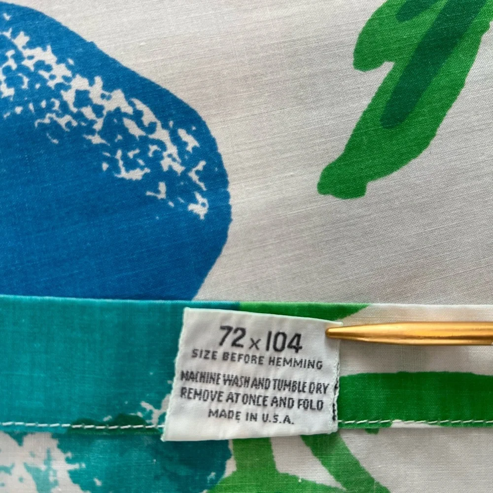 Vintage Vera Neumann Collection by Burlington flat sheet & 1 pillow case 2 sets